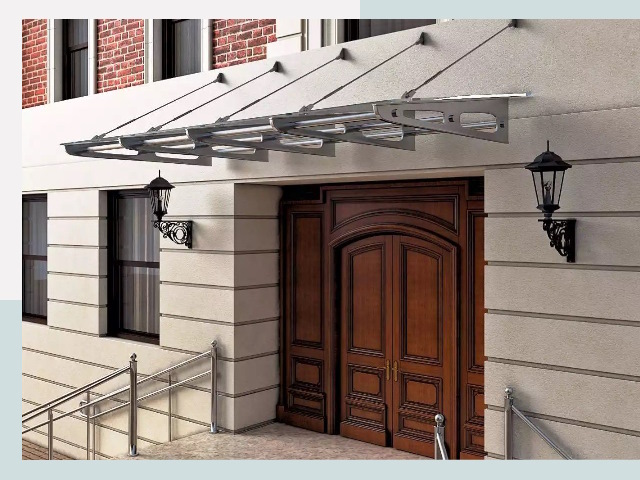 Металлические козырьки от 611 руб. в Дальнереченске